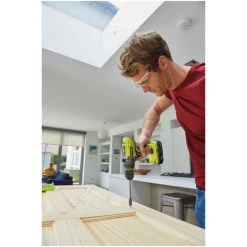 Perceuse-visseuse à Percussion RYOBI 18V OnePlus - 2 Batteries LithiumPlus 2.0Ah Et 5.0Ah - 1 Chargeur Rapide R18PD31-252S -Perceuse Soldes 2022 12377412 4