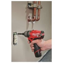 .MILWAUKEE. Milwaukee M12 CD-0 - Perceuse Visseuse Li-Ion 12V (machine Seule) - Moteur Brushless - 37Nm