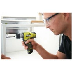 Perceuse-visseuse RYOBI 12V - 2 Batteries 2.0Ah - 1 Chargeur R12DD-220S -Perceuse Soldes 2022 30787516 3
