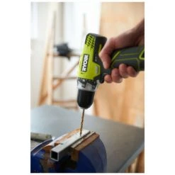 Perceuse-visseuse Compacte RYOBI 12V Lithium-ion -1 Batterie 1.3 Ah - 1 Chargeur - RCD12011L -Perceuse Soldes 2022 3350560 3