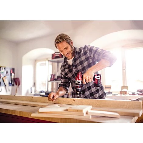 Einhell Perceuse Visseuse à Percussion Sans Fil TE-CD 18 Li-i BL Kit Power X-Change (18 V,Couple : 60 Nm, 22 Positions) Livré Avec 2 Batteries 2,0 Ah Et Chargeur 4 Einhell Perceuse Visseuse à Percussion Sans Fil TE-CD 18 Li-i BL Kit Power X-Change (18 V,Couple : 60 Nm, 22 Positions) Livré Avec 2 Batteries 2,0 Ah Et Chargeur – Image 2