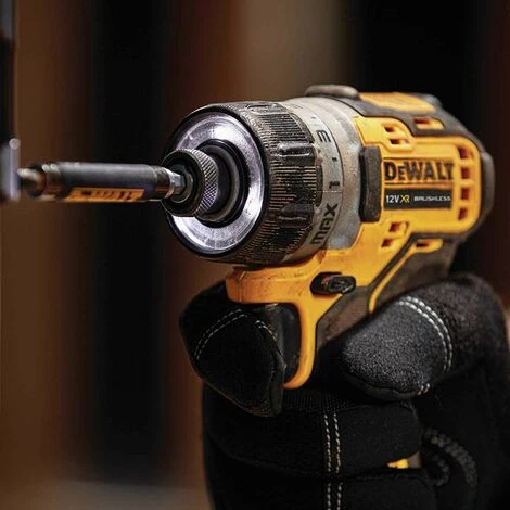 DeWalt - Visseuse à Batterie XR 12V 2Ah Li-Ion Brushless 8 Nm 4 DeWalt - Visseuse à Batterie XR 12V 2Ah Li-Ion Brushless 8 Nm – Image 2