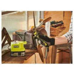 Pack RYOBI Mini Outil Multifonction18V OnePlus RRT18-0 - 1 Batterie 3.0Ah High Energy - 1 Batterie 5.0Ah - Chargeur Rapide -Perceuse Soldes 2022 59958840 2